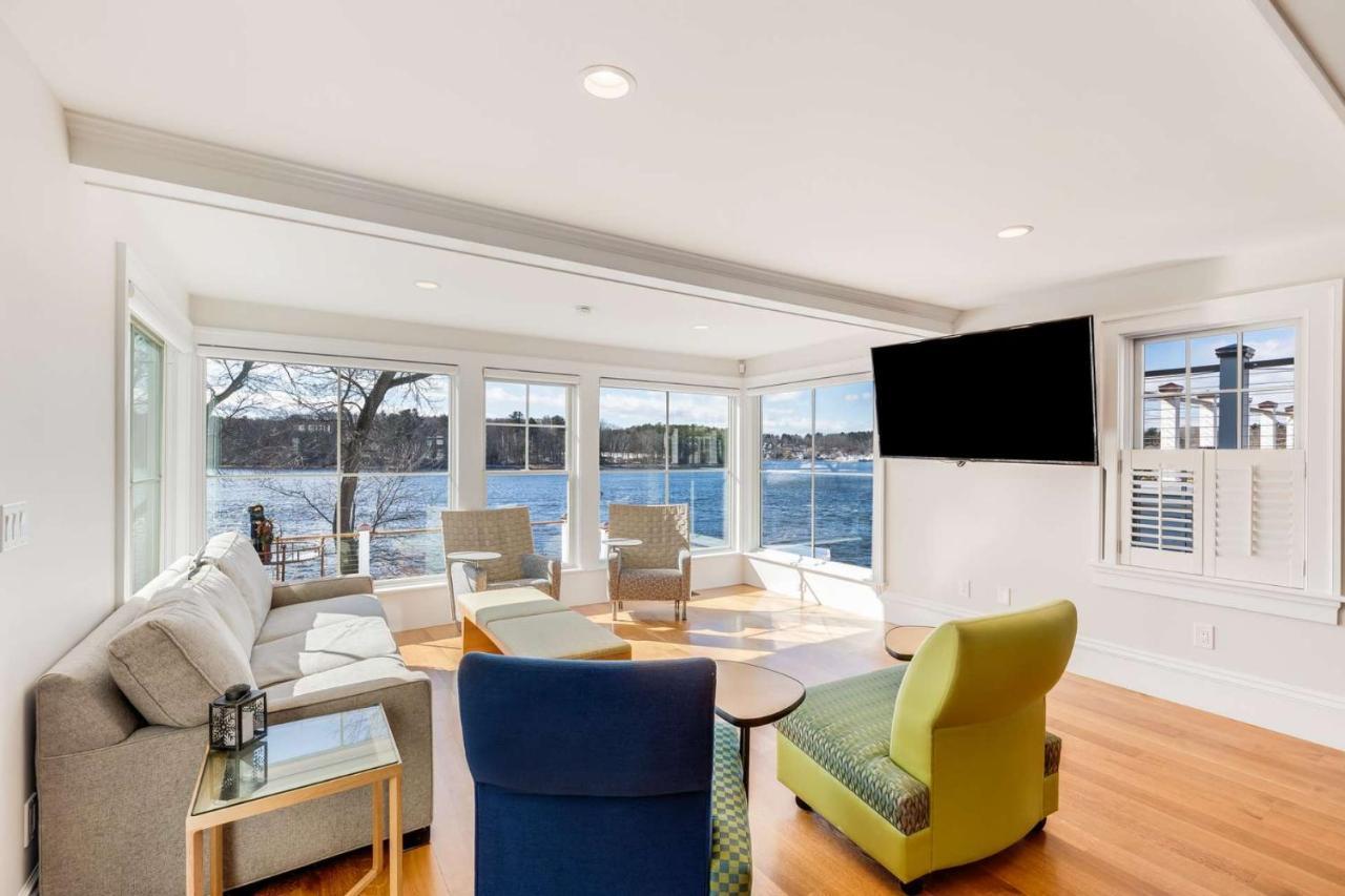Riverbend Landing 埃姆斯伯里 外观 照片